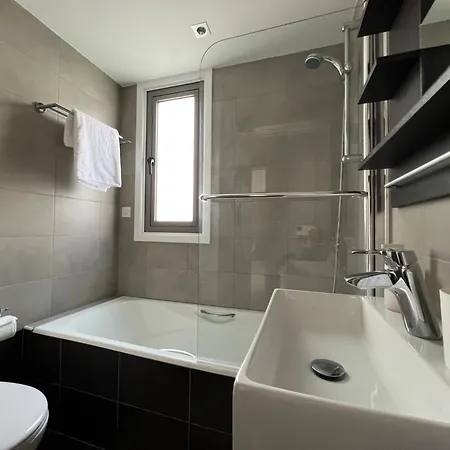 Majestic Boutique Apartment/2br * Nikozja