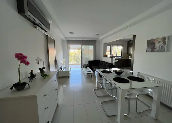 Διαμέρισμα Majestic Boutique Apartment/2br